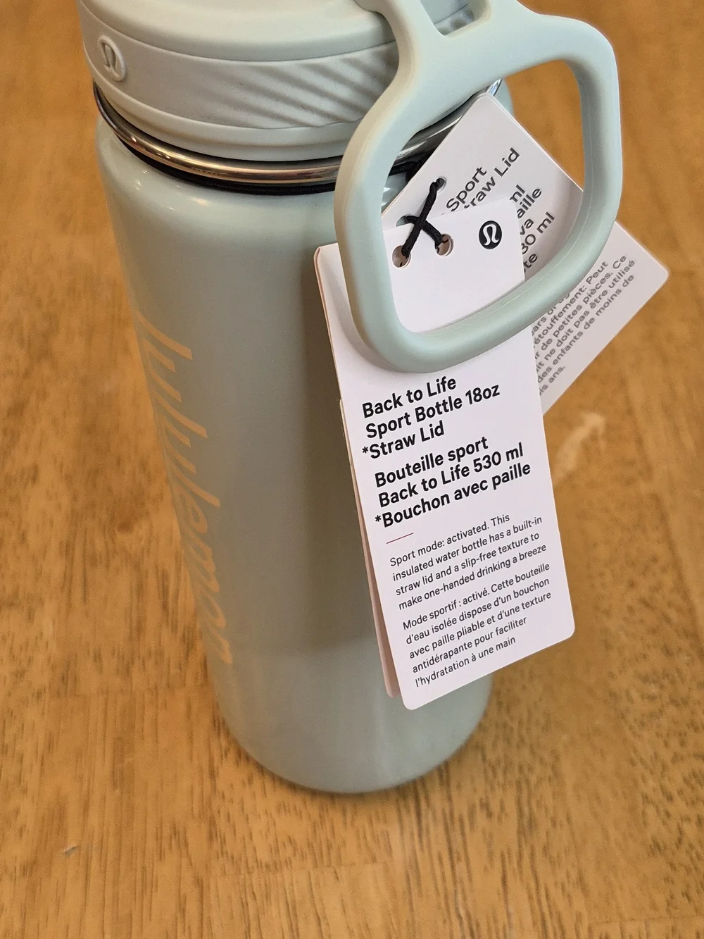 Lululemon SET 18 Oz Water Bottle, Dual Pouch Wristlet & Gift Bag Pelican Lt Blue